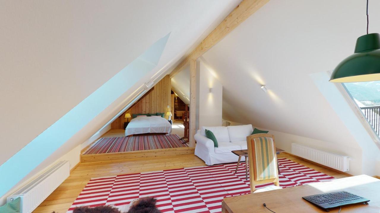 Charmante Gaestewohnung In Altem Bauernhaus In Alpiner Alleinlage Stanz Im Murztal ภายนอก รูปภาพ